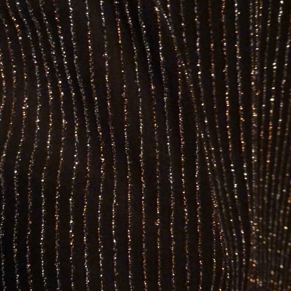 Mid calf length evening dress - Picture 4 of 5